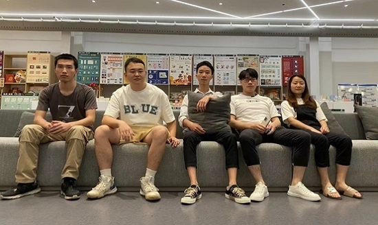 未毕业、先就业！沙盒内容创作成青年创业新方向(毕业先就业还是先考研)