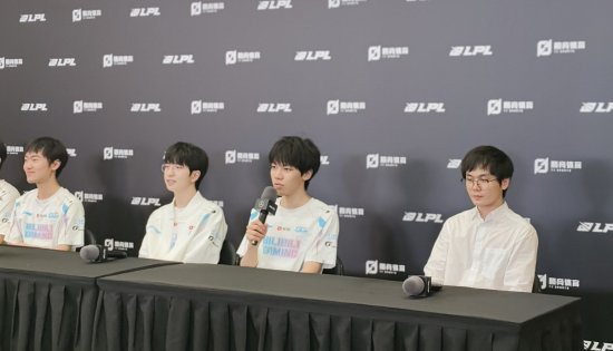游戏吧