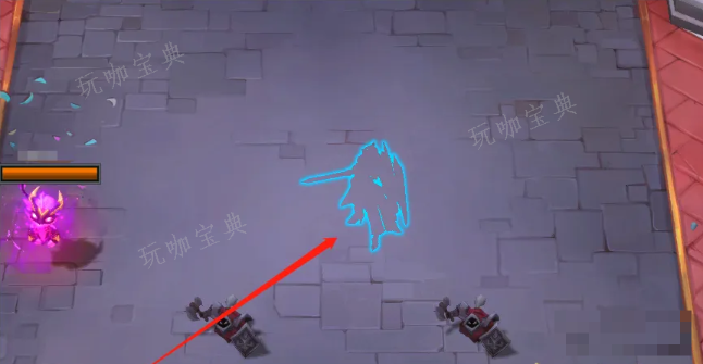 《云顶之弈》怎么拖着英雄看别人