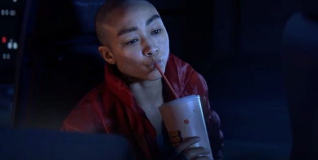 《星际：异端先知》女主谈网暴：尼尔叫我忽略它(星际异者)