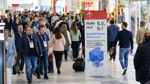 盈拓国际展览X国外展会代理：别再纠结了！衡量海外参展ROI，用这“三步量化法”为您的欧洲之行精准护航(盈拓实业发展有限公司)