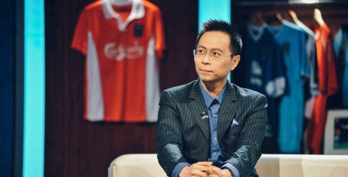 从声音陪伴到见证梦想：《FC足球梦剧场》点亮玩家足球梦！(描述用声音陪伴你的话)